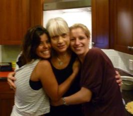 Host Mom in the Middle. with Renata from Brazil and Jelena from Italy